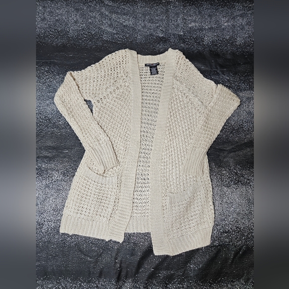 Cardigan - Picture 1 of 3